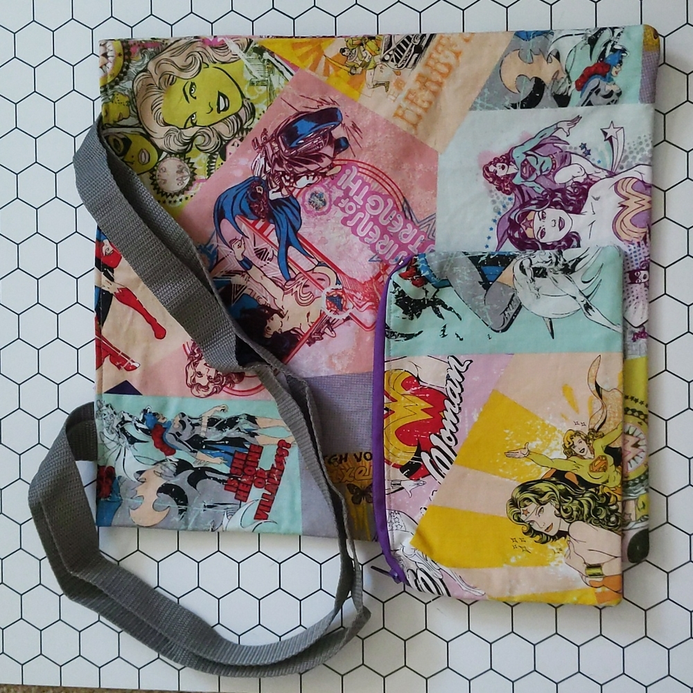 DC women tote and pouch